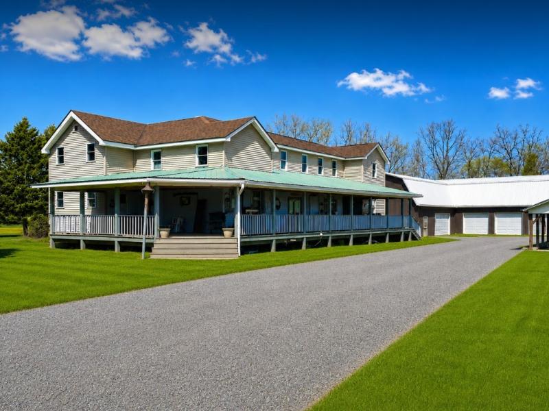 MLS #R1679685 image #0