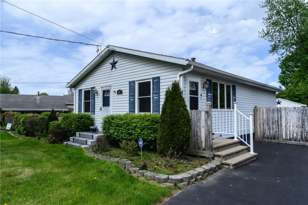 MLS #R1682306 image #0