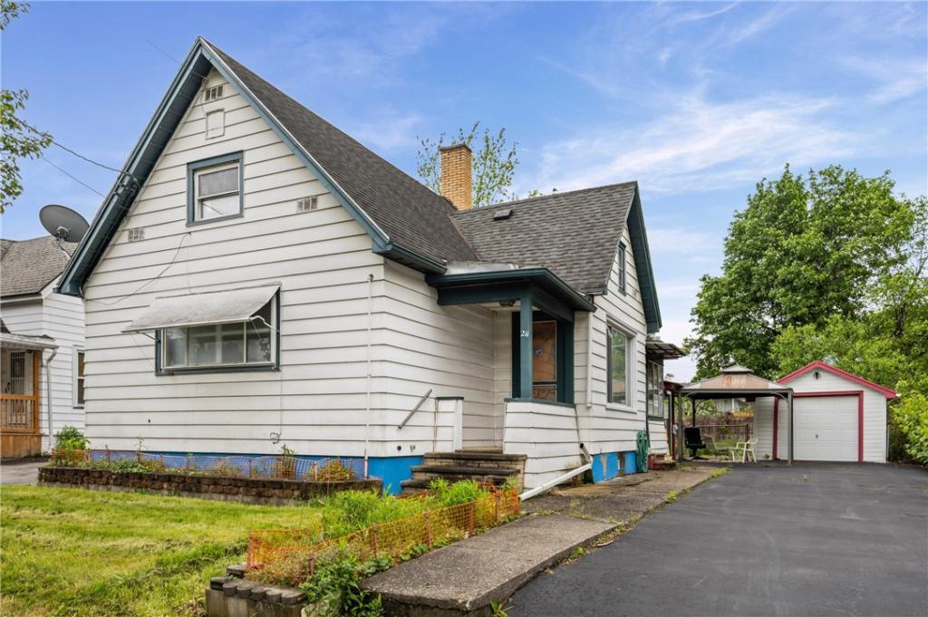 MLS #R1684447 image #0