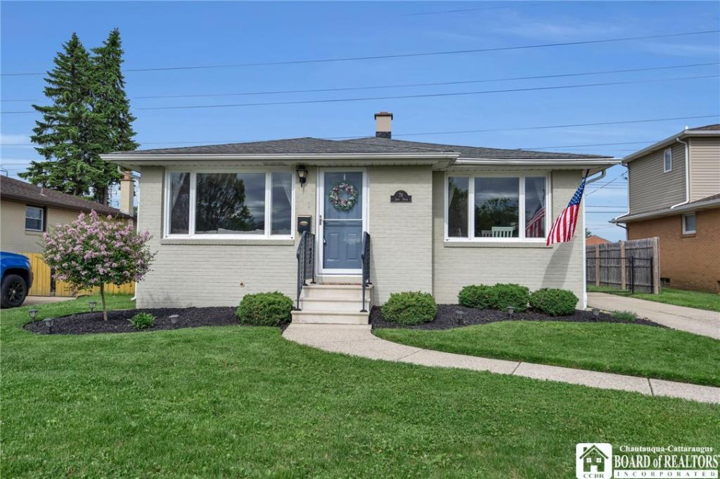 MLS #R1686165 image #0