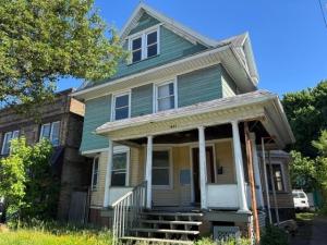 MLS #R1686665 image #0