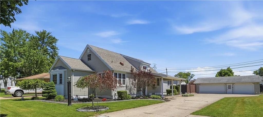MLS #R1686747 image #0