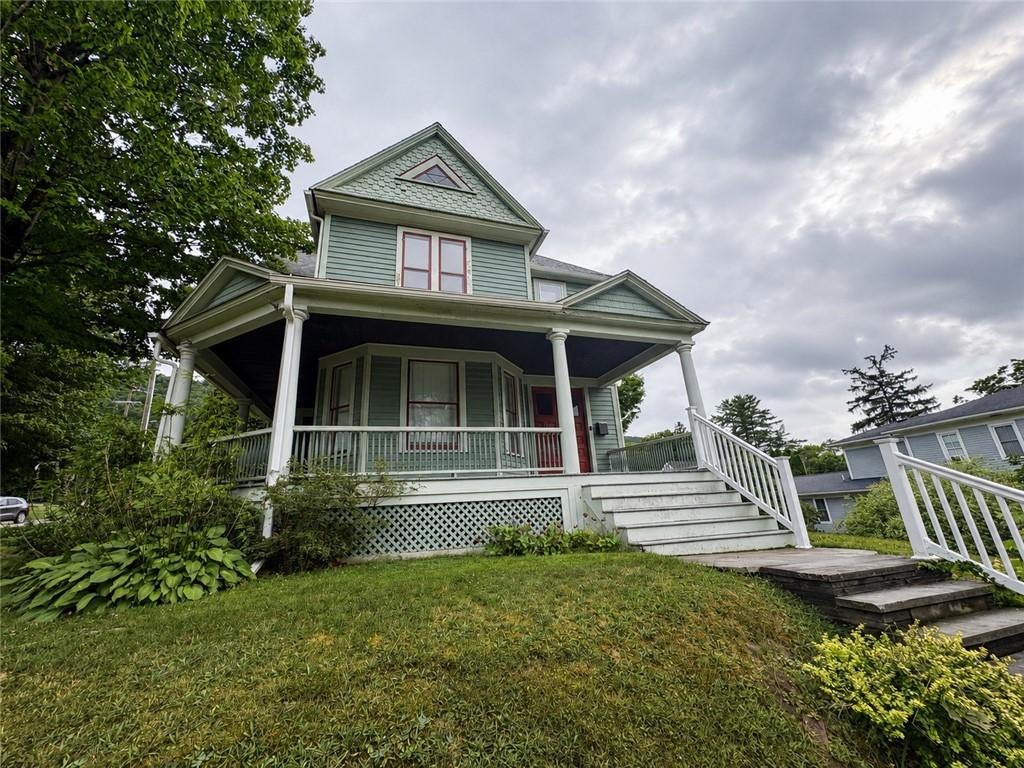 MLS #R1687012 image #0