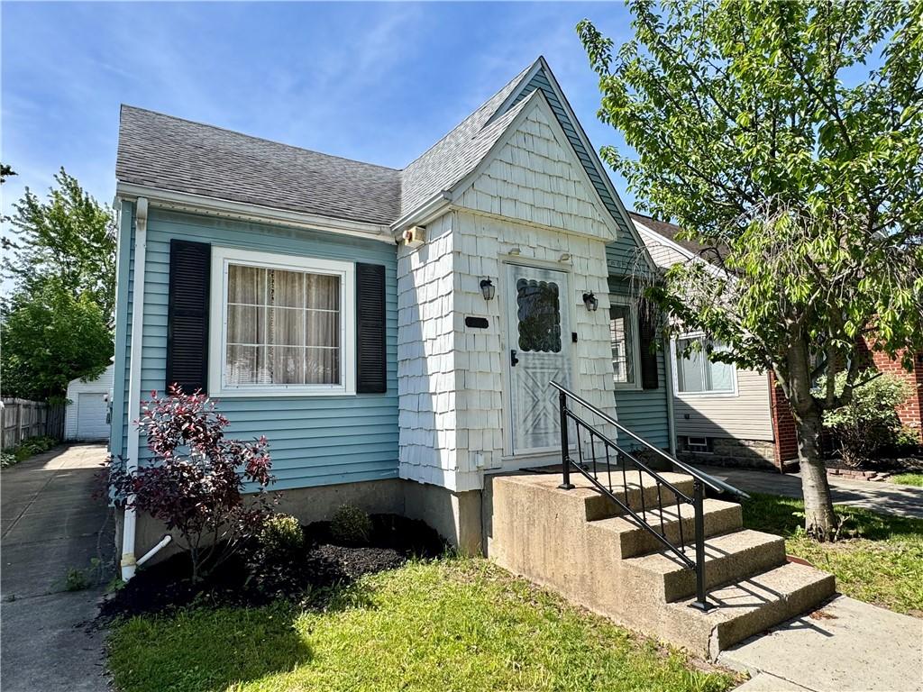 MLS #R1688063 image #0