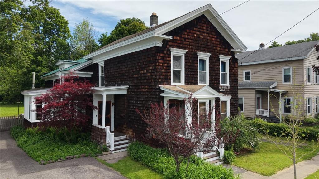 MLS #R1688382 image #0