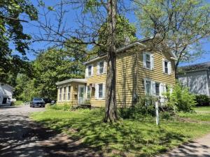 MLS #R1689752 image #0