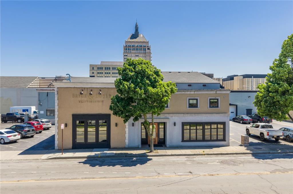 MLS #R1689807 image #0