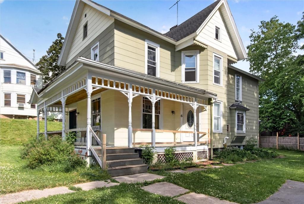 MLS #R1689882 image #0