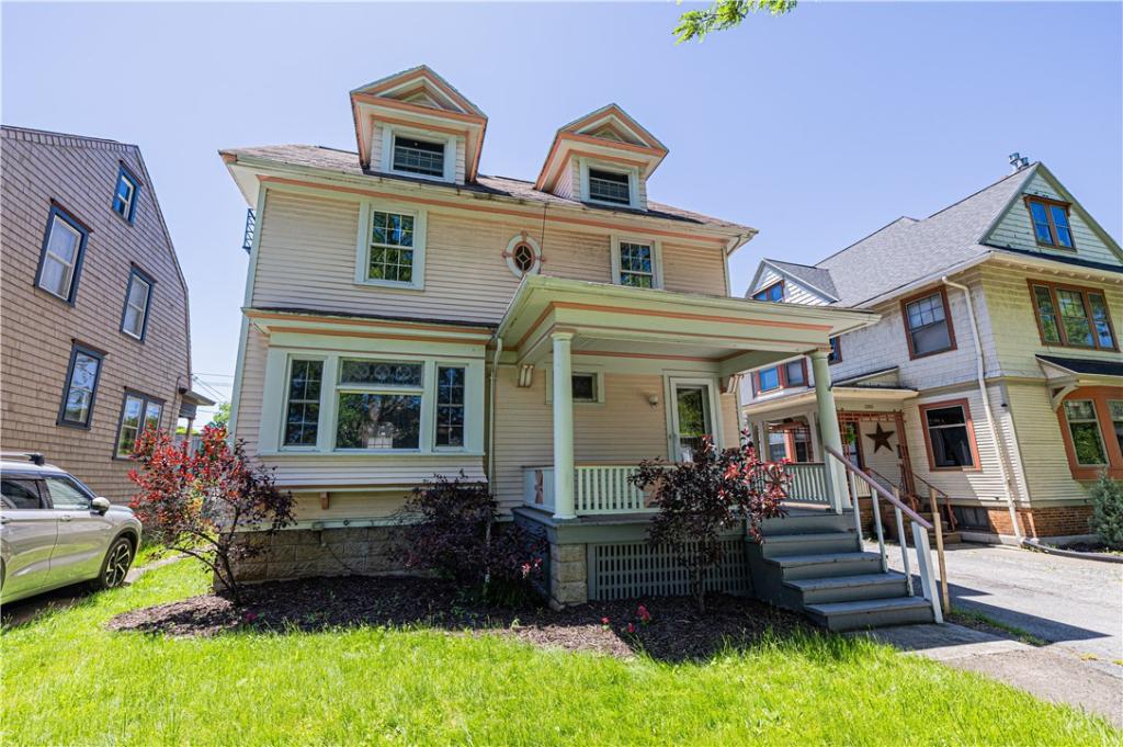 MLS #R1689887 image #0