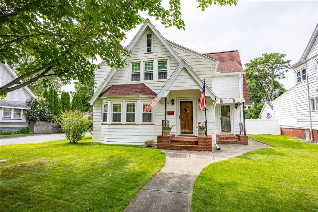 MLS #R1691067 image #0