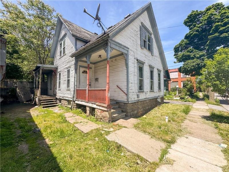 MLS #R1692653 image #0