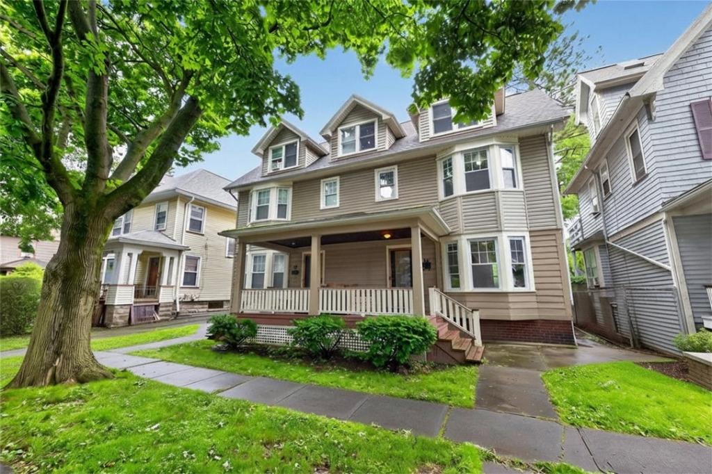 MLS #R1693250 image #0