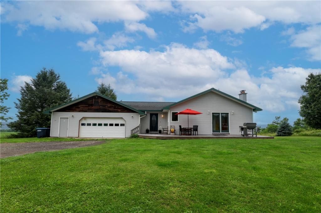 MLS #R1693743 image #0