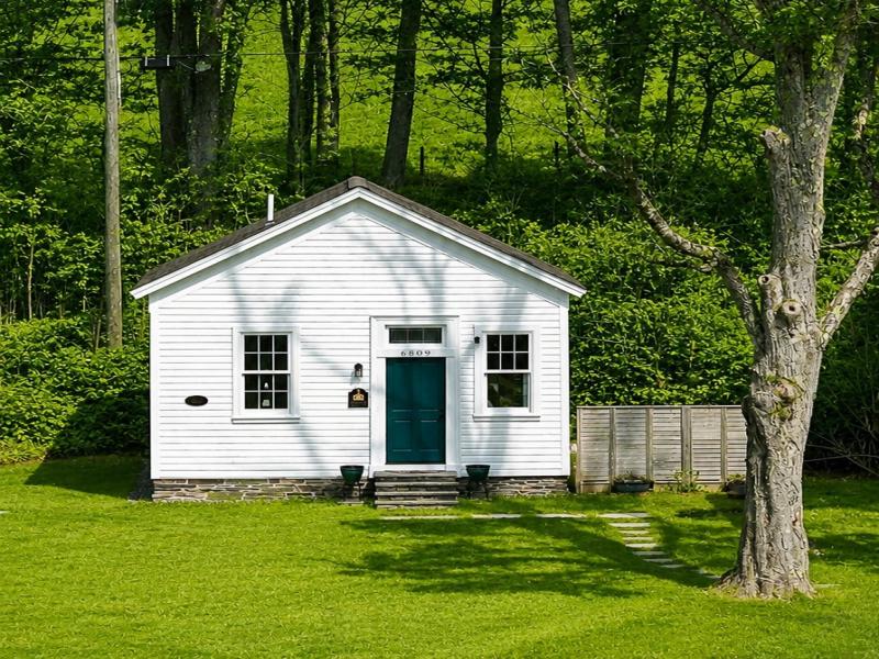 MLS #R1695046 image #0