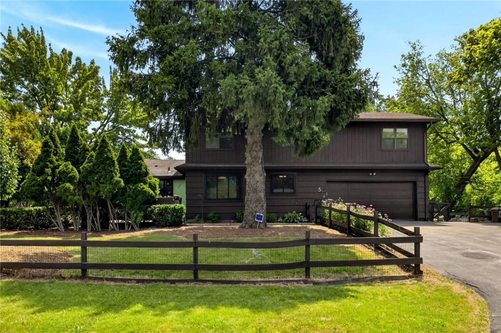 MLS #R1695067 image #0