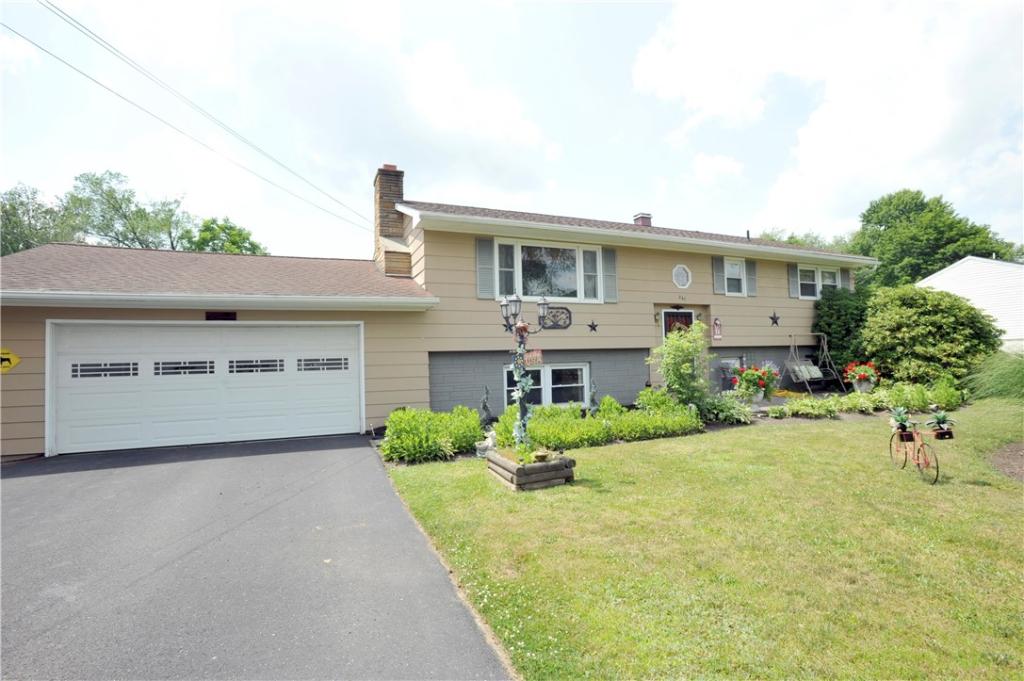 MLS #R1695273 image #0