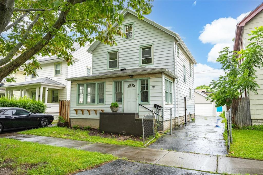 MLS #R1695762 image #0