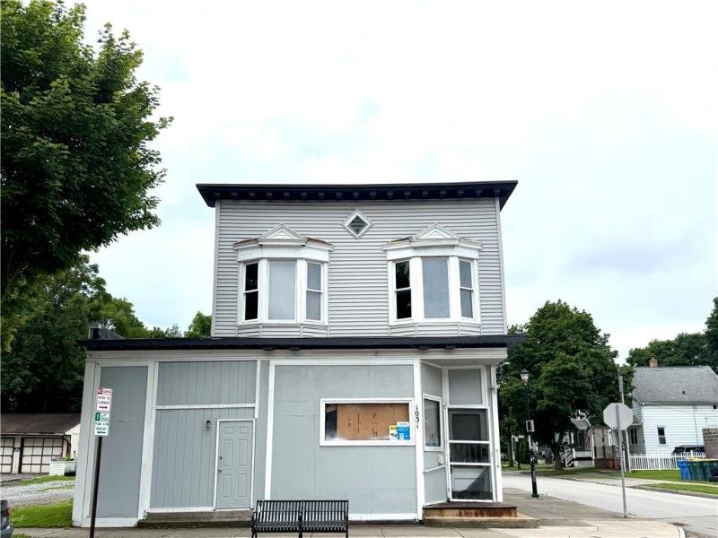 MLS #R1696210 image #0