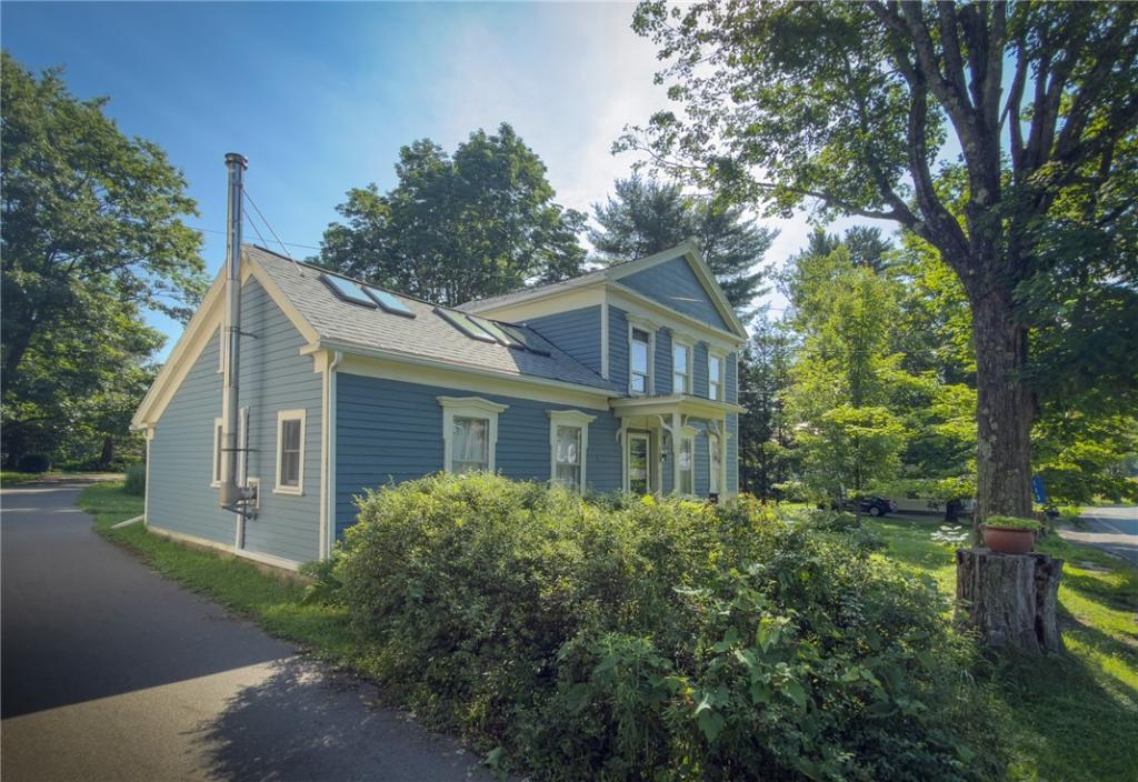 MLS #R1696412 image #0