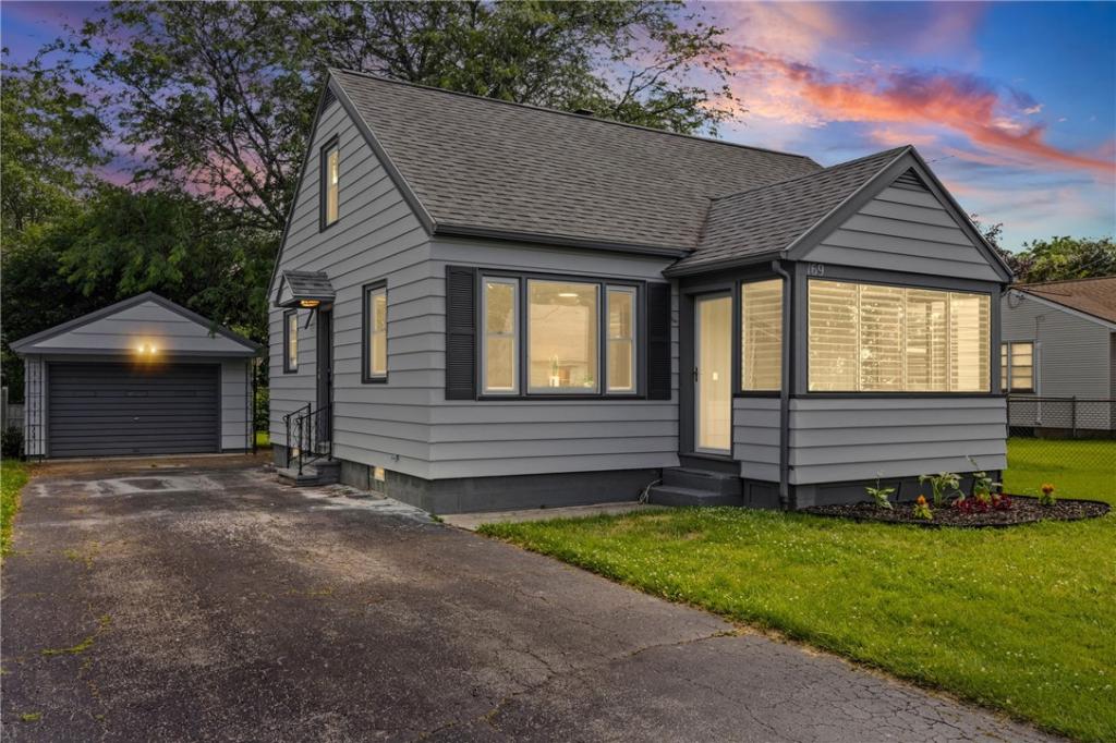 MLS #R1696427 image #0