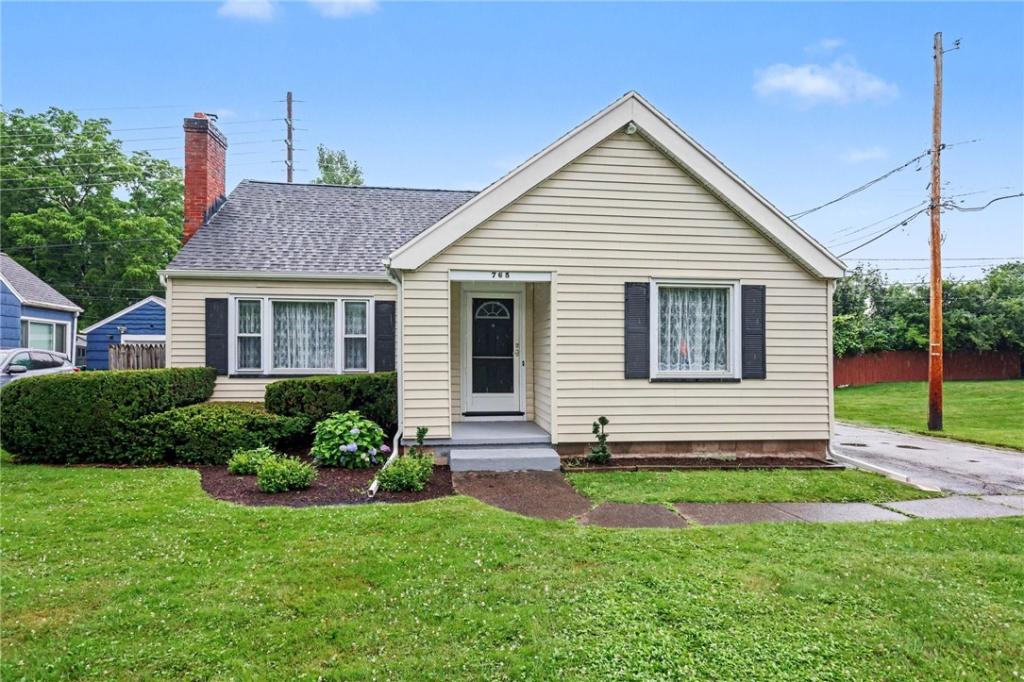 MLS #R1696575 image #0