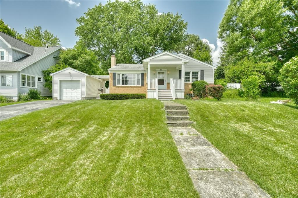 MLS #R1696869 image #0