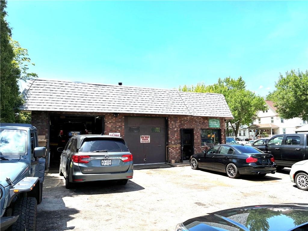 MLS #R1696959 image #0