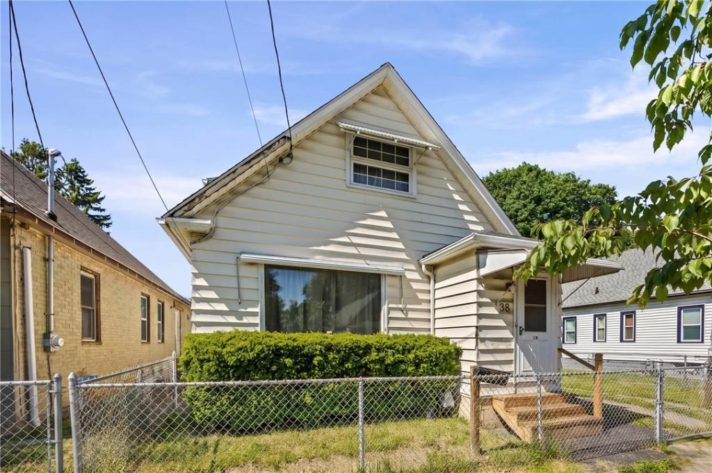 MLS #R1697444 image #0