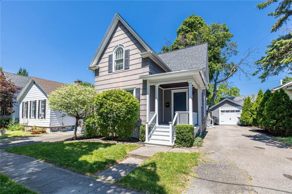 MLS #R1698062 image #0