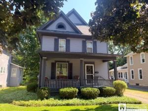 MLS #R1698088 image #0