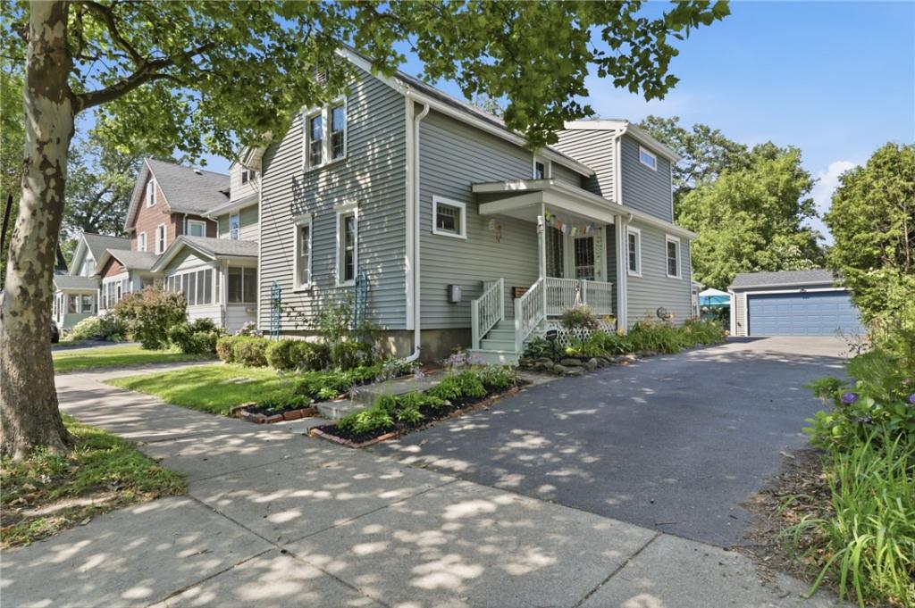 MLS #R1698170 image #0