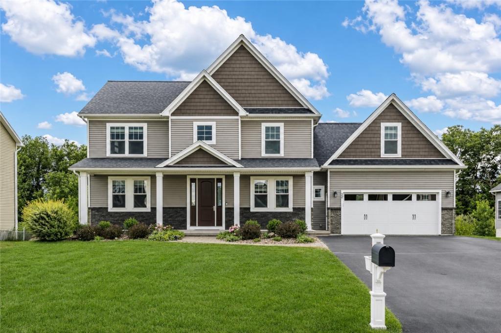 MLS #R1698467 image #0