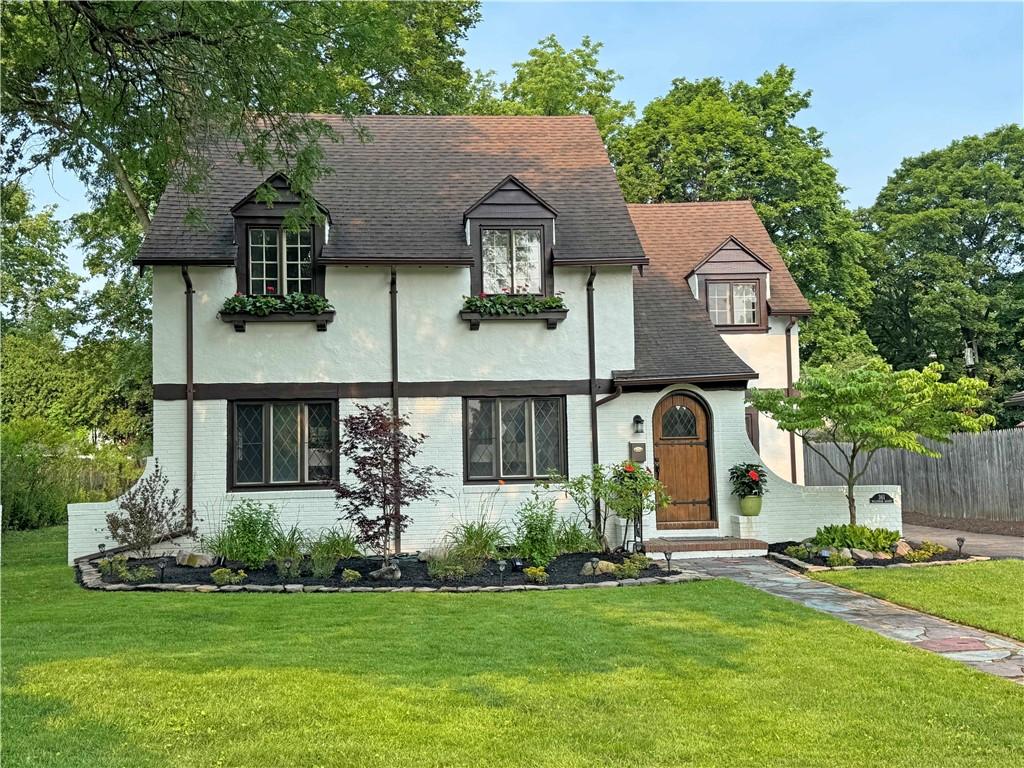 MLS #R1698765 image #0