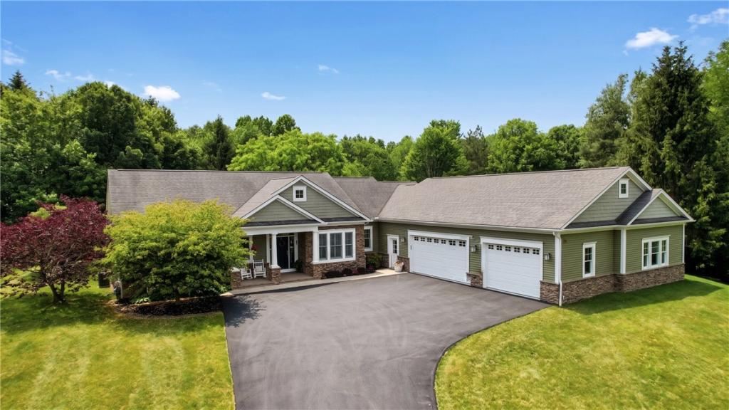 MLS #R1699756 image #0