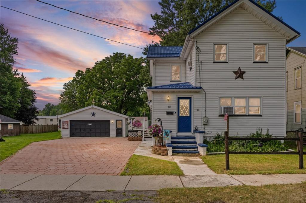 MLS #R1702818 image #0