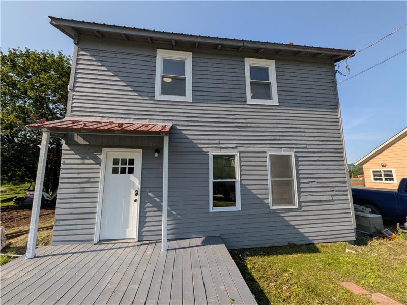 MLS #R1703336 image #0