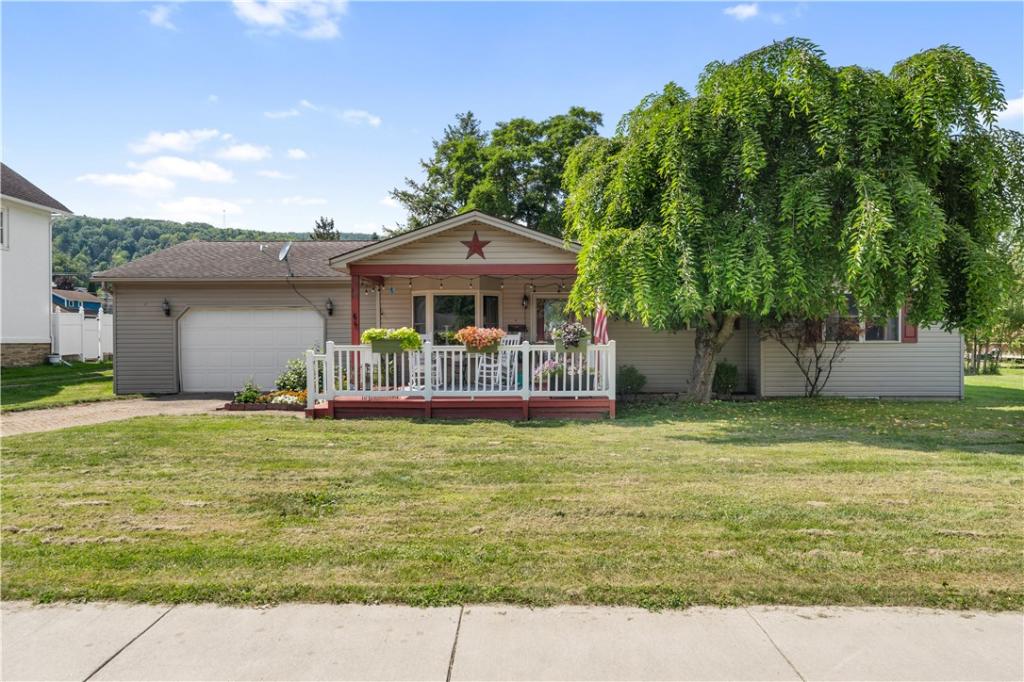 MLS #R1703860 image #0