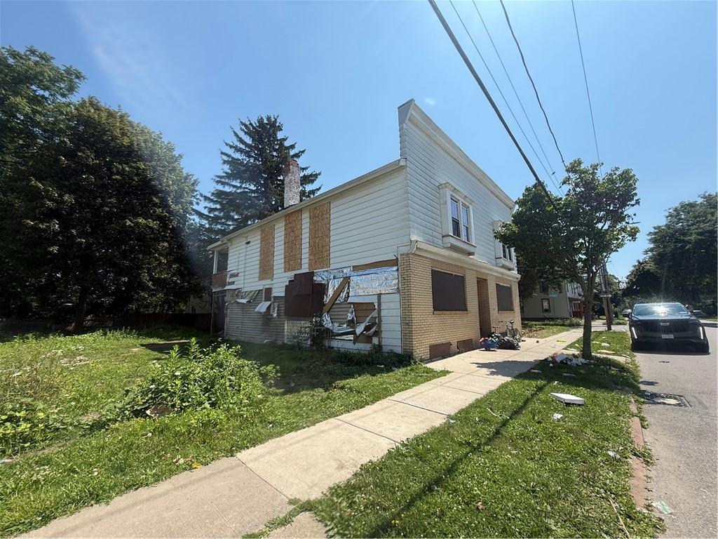 MLS #R1704315 image #0