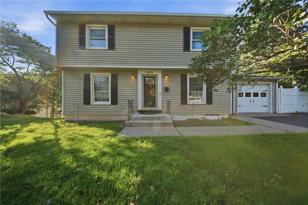 MLS #R1704480 image #0