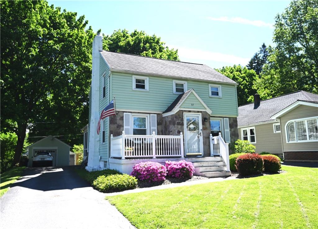 MLS #R1704482 image #0