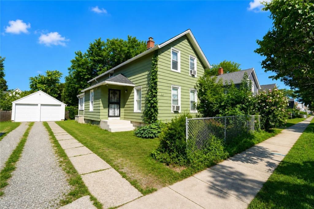 MLS #R1705474 image #0