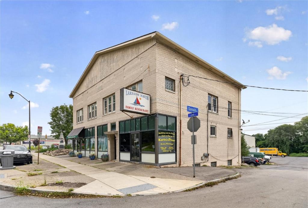 MLS #R1706479 image #0