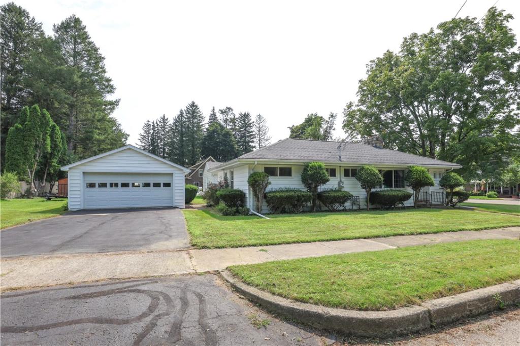 MLS #R1706579 image #0