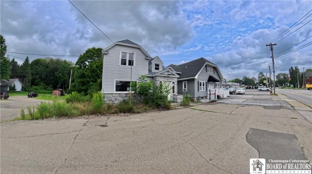 MLS #R1706610 image #0