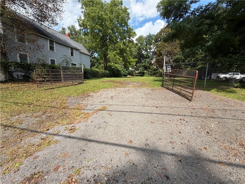 MLS #R1706769 image #0
