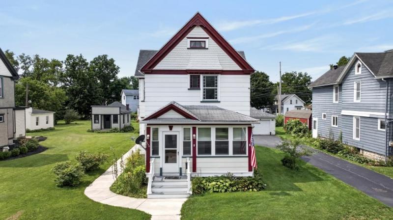 MLS #R1707032 image #0