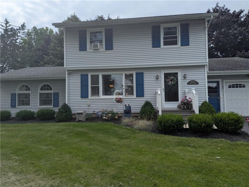 MLS #R1708335 image #0