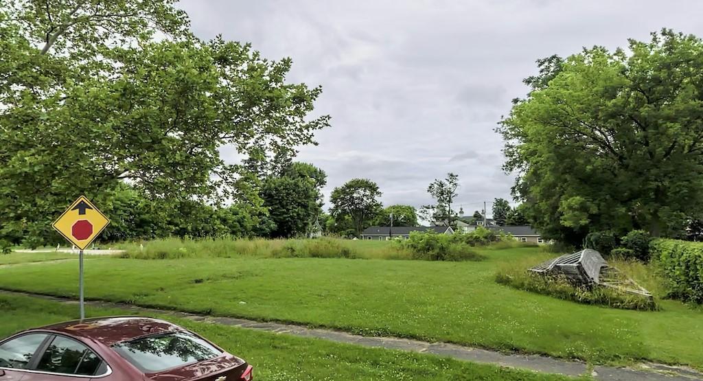 MLS #R1709469 image #0