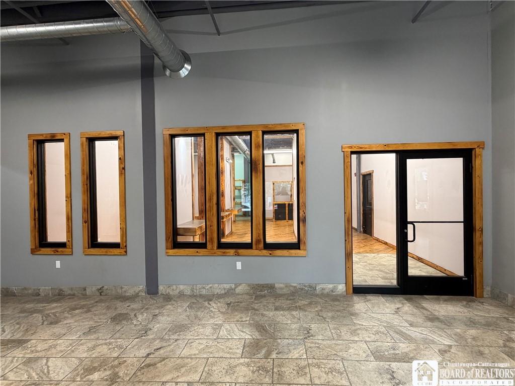 MLS #R1709608 image #0