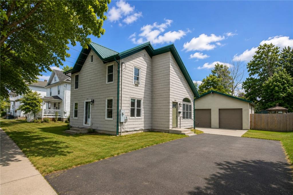 MLS #R1709976 image #0